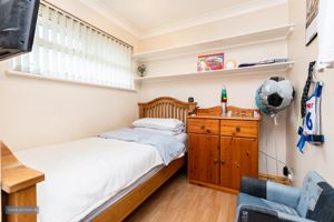 Bedroom- click for photo gallery